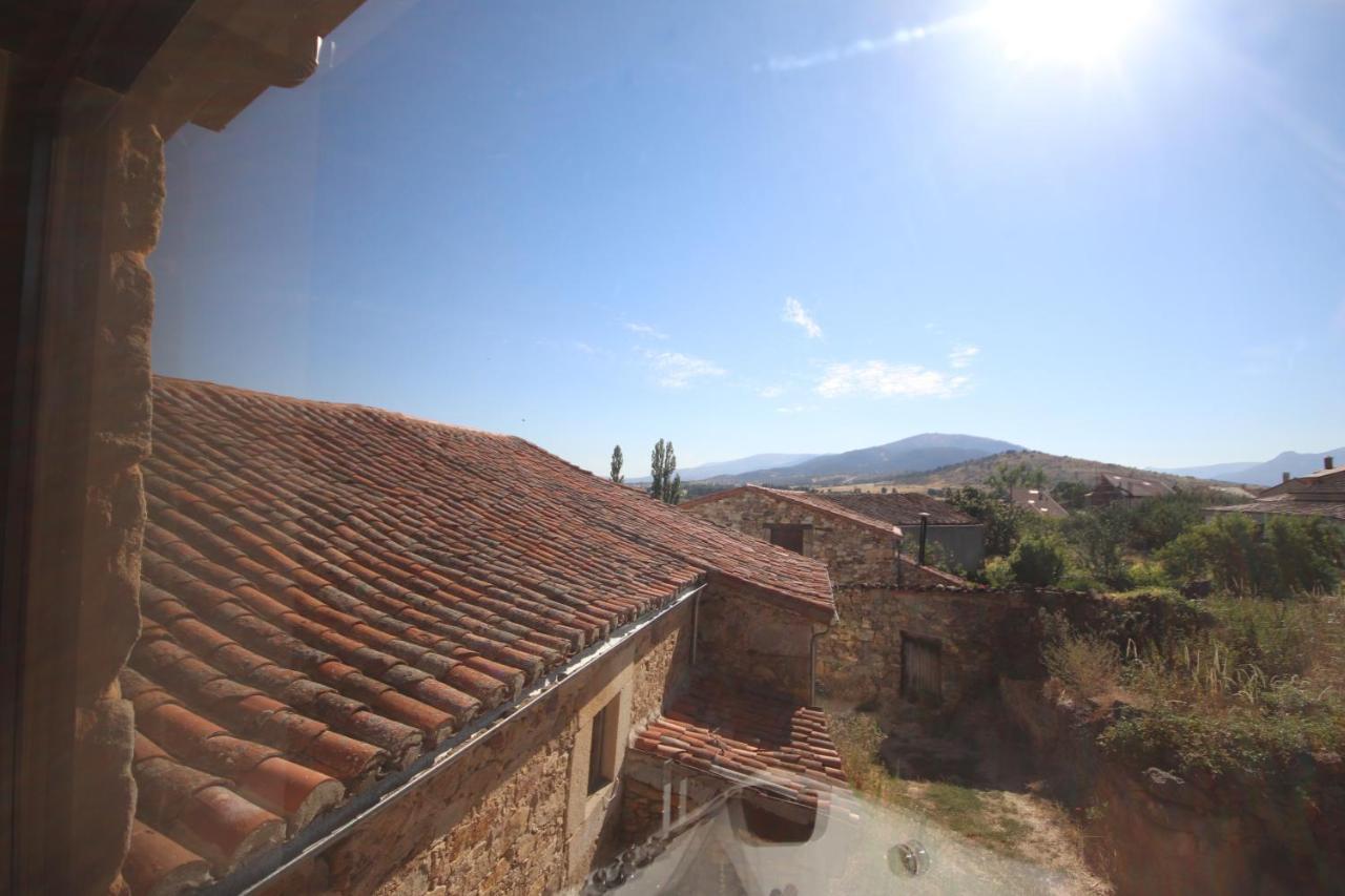Вилла Loboratorio Rural - La Majada Del Acebo Navatejares Экстерьер фото